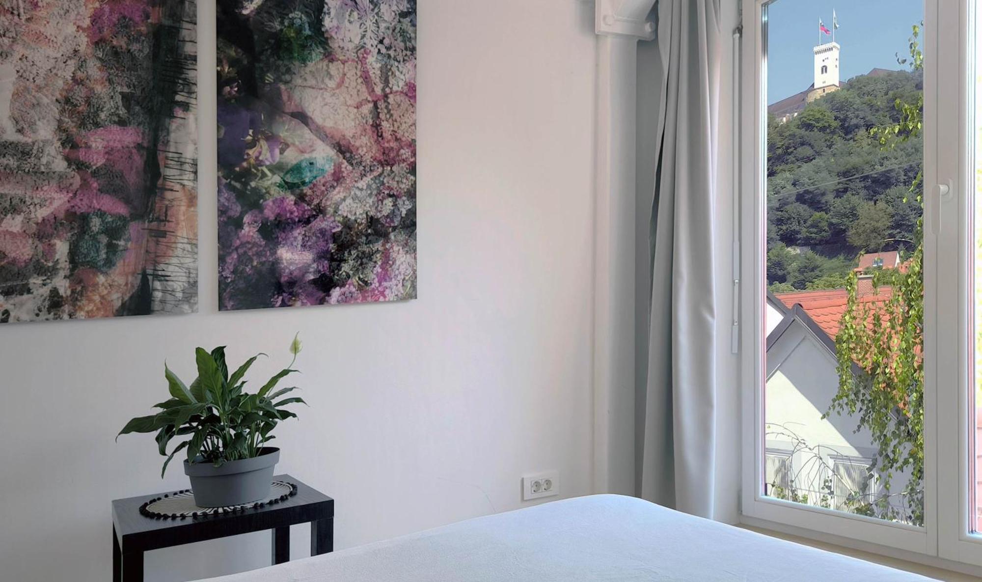 Penthouse View In Town Apartment Ljubljana Bagian luar foto